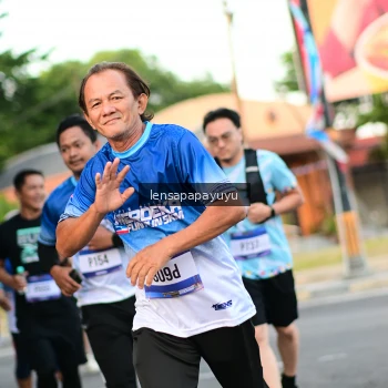 Runner Photo 3464078