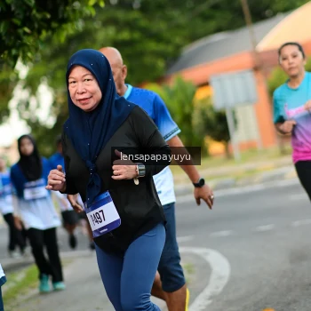 Runner Photo 3464097