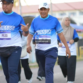 Runner Photo 3464109