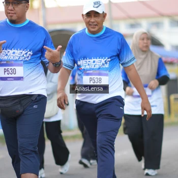 Runner Photo 3464114
