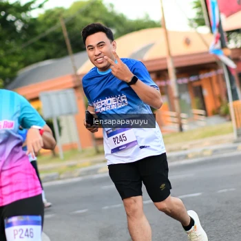 Runner Photo 3464119