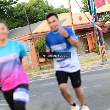 Runner Photo 3464123