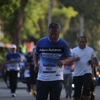 Runner Photo 3464124
