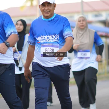 Runner Photo 3464136
