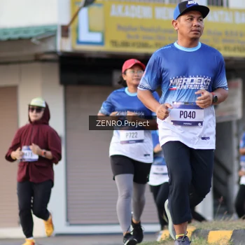 Runner Photo 3464140