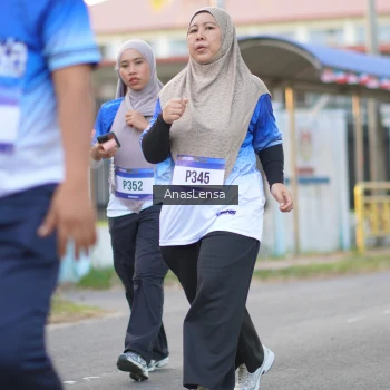 Runner Photo 3464170