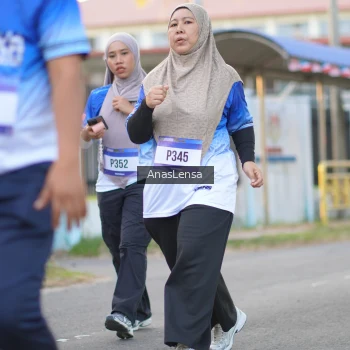 Runner Photo 3464174