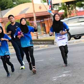 Runner Photo 3464211
