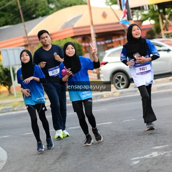 Runner Photo 3464227