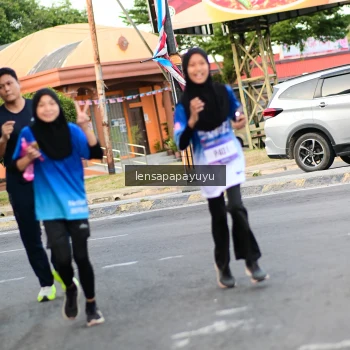 Runner Photo 3464244