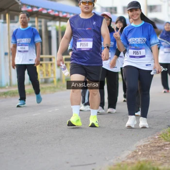 Runner Photo 3464259