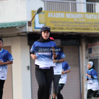 Runner Photo 3464280