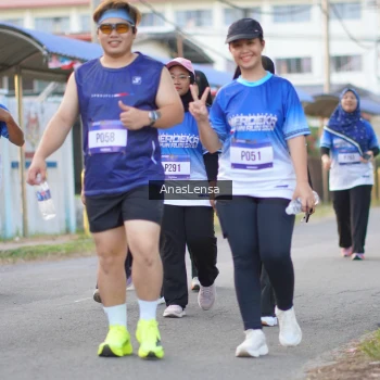 Runner Photo 3464285