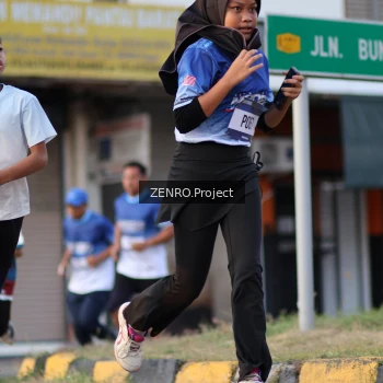 Runner Photo 3464311