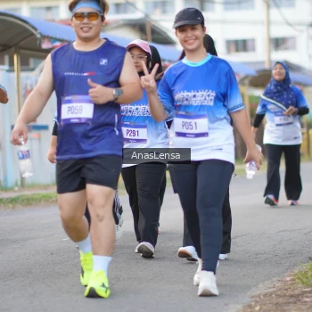 Runner Photo 3464316