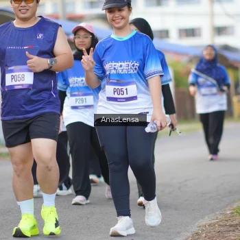Runner Photo 3464318