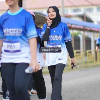 Runner Photo 3464336