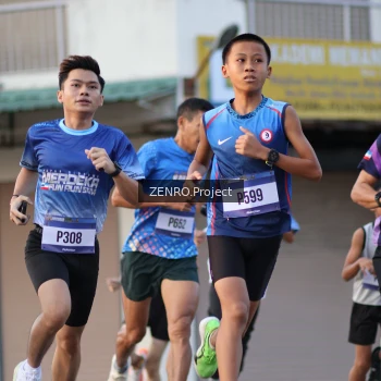 Runner Photo 3464337