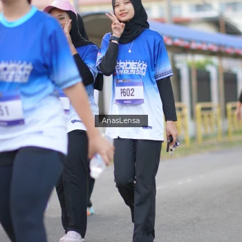 Runner Photo 3464353