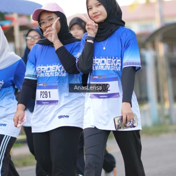 Runner Photo 3464377