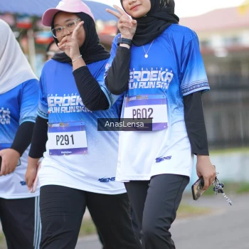 Runner Photo 3464379