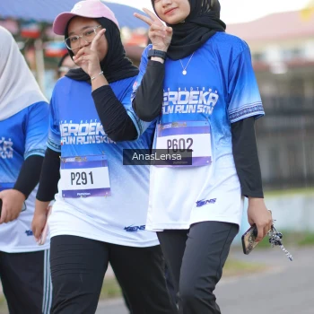 Runner Photo 3464382