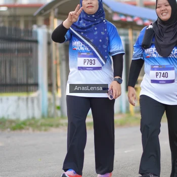 Runner Photo 3464383