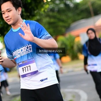 Runner Photo 3464436