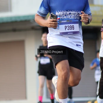 Runner Photo 3464455