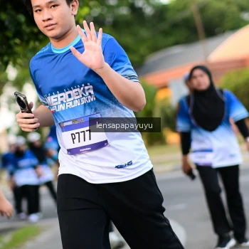 Runner Photo 3464466