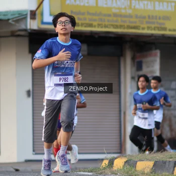 Runner Photo 3464482