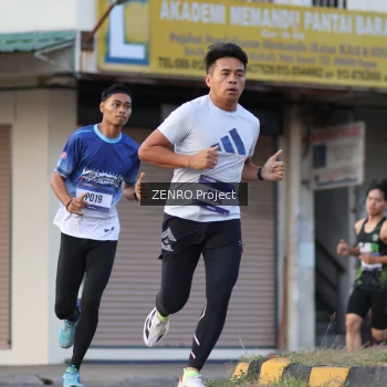 Runner Photo 3464491