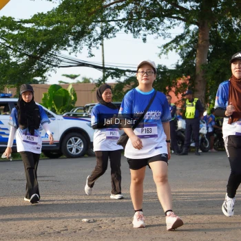 Runner Photo 3464594