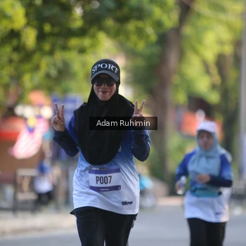 Runner Photo 3464599