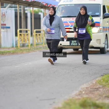 Runner Photo 3464623