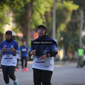 Runner Photo 3464634