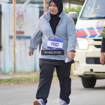 Runner Photo 3464655