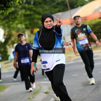 Runner Photo 3464659
