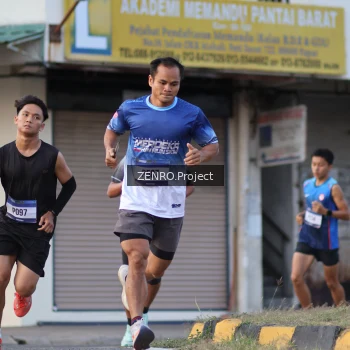 Runner Photo 3464665