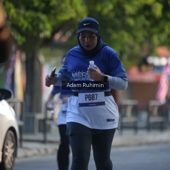 Runner Photo 3464672