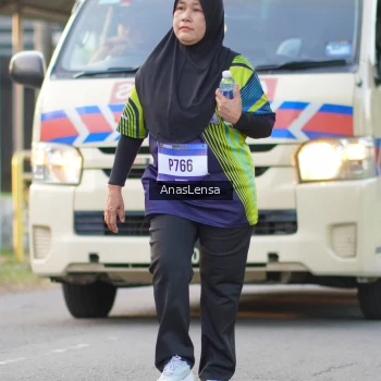 Runner Photo 3464676