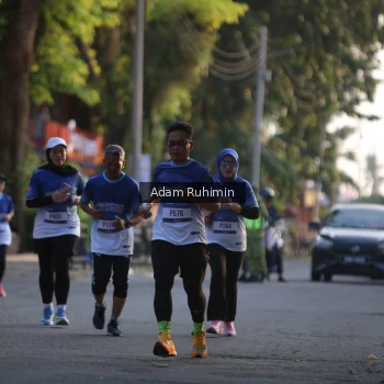 Runner Photo 3464698