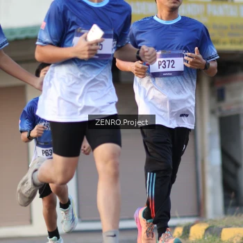 Runner Photo 3464700