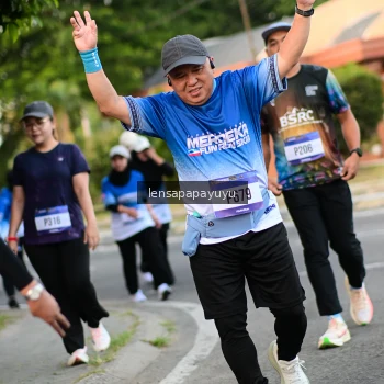 Runner Photo 3464722
