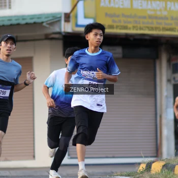 Runner Photo 3464728