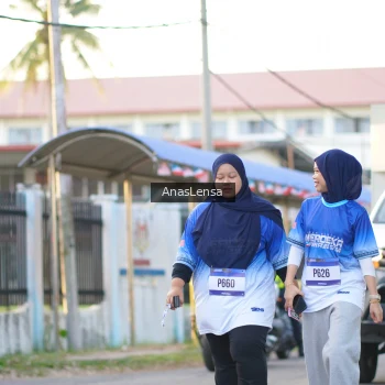 Runner Photo 3464733