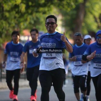 Runner Photo 3464736