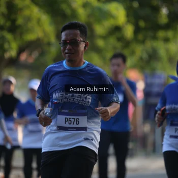Runner Photo 3464748