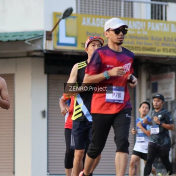 Runner Photo 3464756