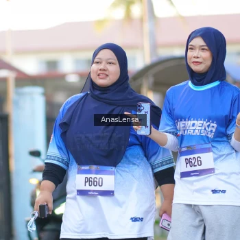 Runner Photo 3464778